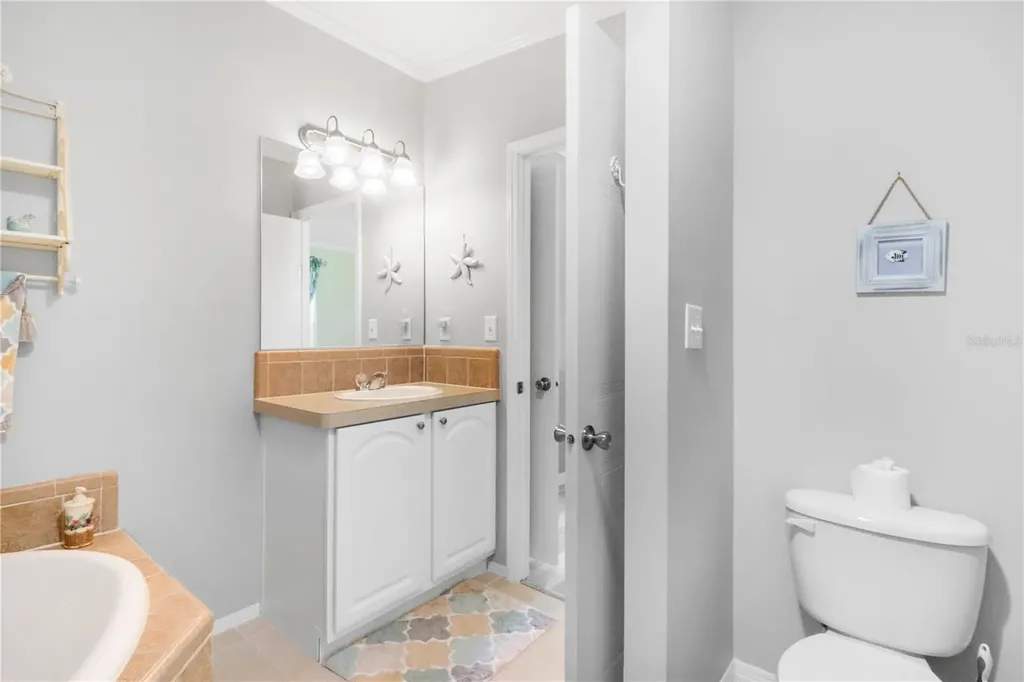 2100 Kings Highway Port Charlotte FL 33980