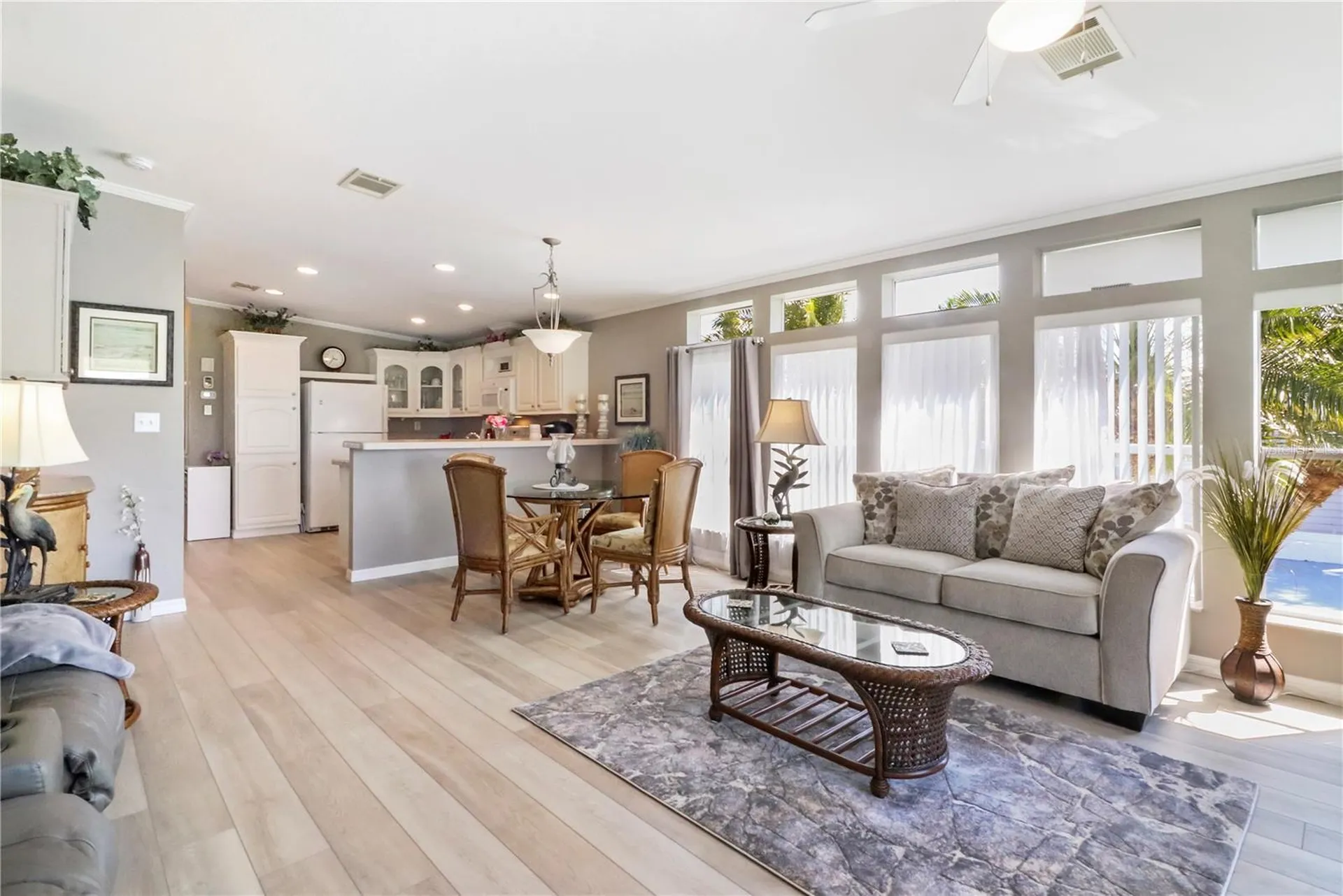 2100 Kings Highway Port Charlotte FL 33980