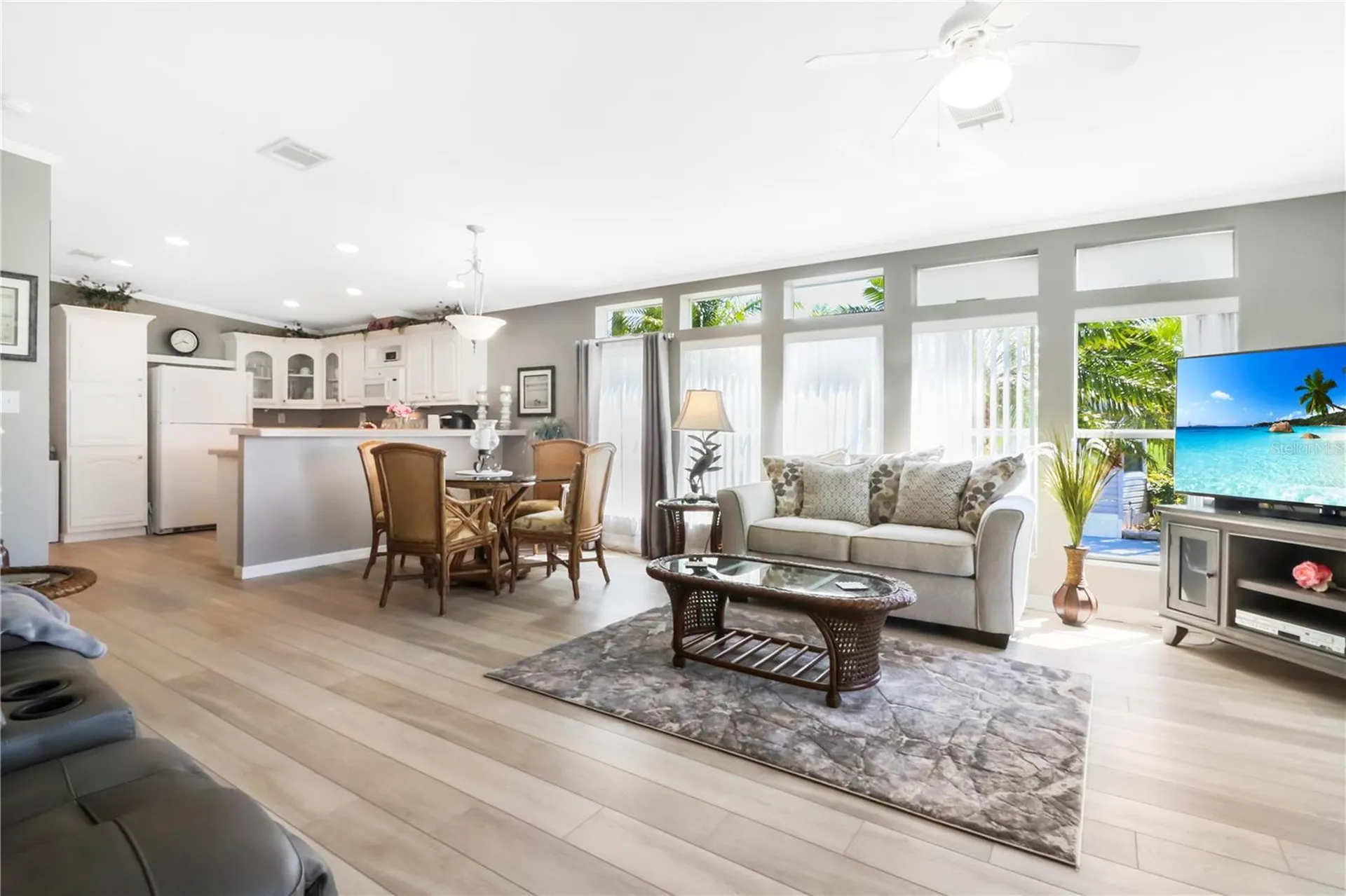 2100 Kings Highway Port Charlotte FL 33980