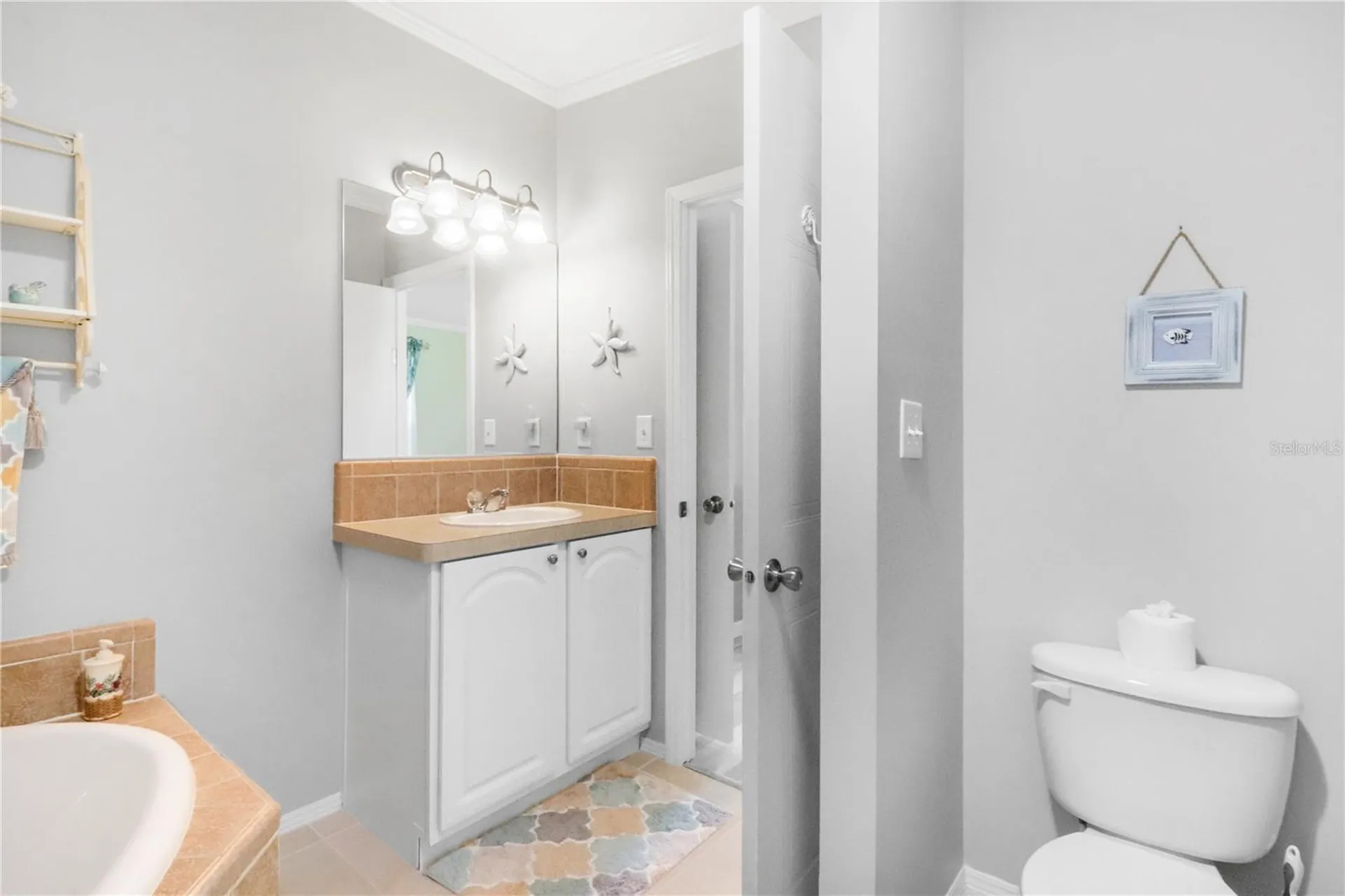 2100 Kings Highway Port Charlotte FL 33980