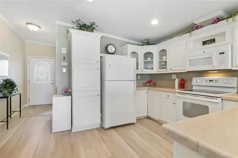2100 Kings Highway Port Charlotte FL 33980