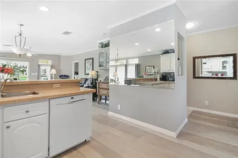 2100 Kings Highway Port Charlotte FL 33980