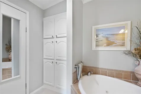 2100 Kings Highway Port Charlotte FL 33980