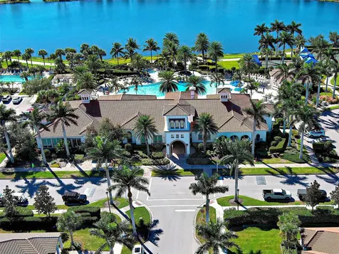 19157 Serafina Street Venice FL 34293