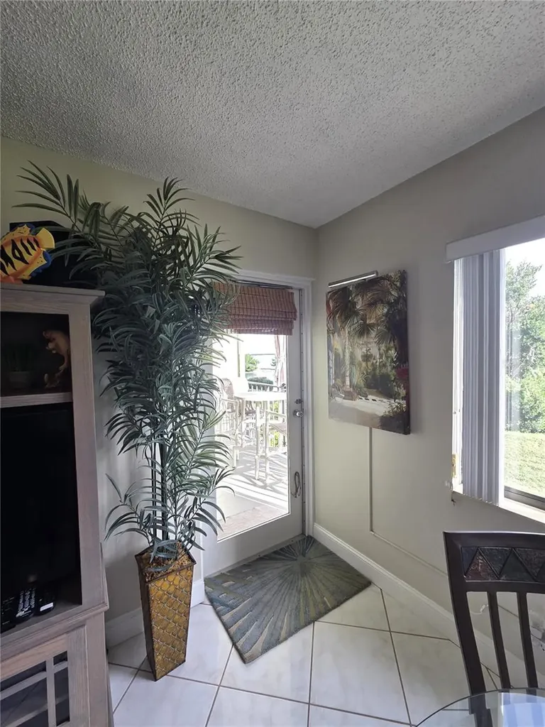 1515 Pinellas Bayway S Tierra Verde FL 33715