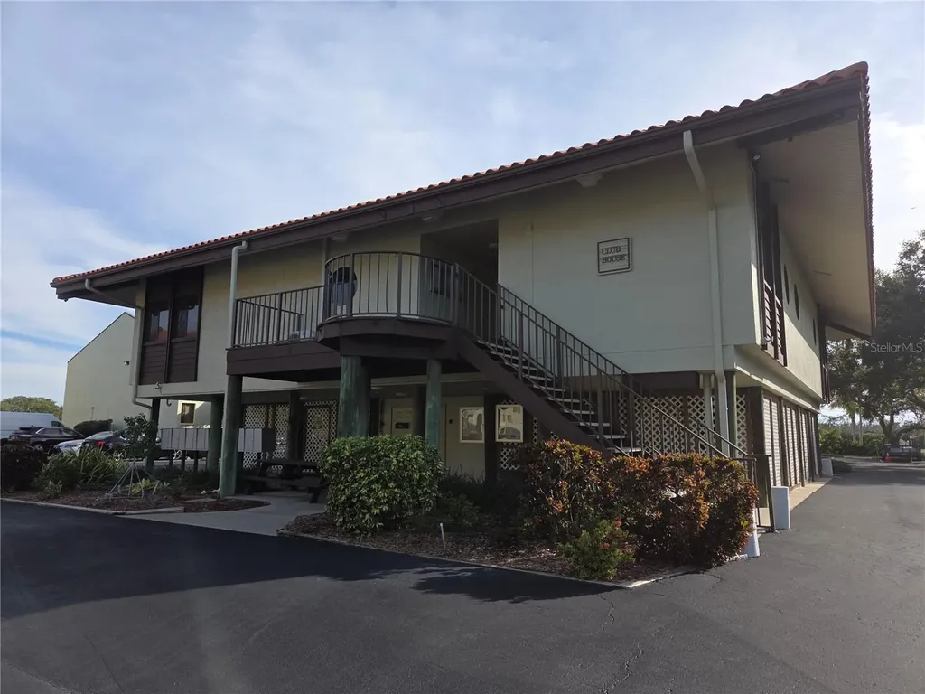 1515 Pinellas Bayway S Tierra Verde FL 33715