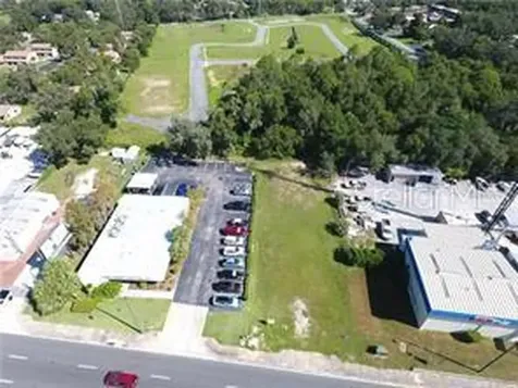 E. North Boulevard (us Highway 441) Leesburg FL 34748
