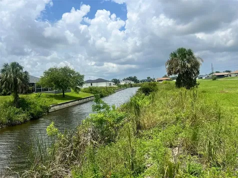 225 NE 31st Street Cape Coral FL 33909
