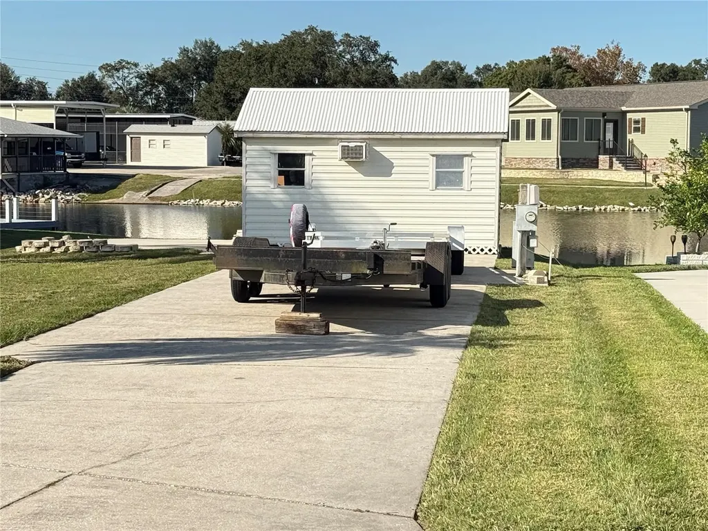 4994 Mount Olive Shores Drive Polk City FL 33868