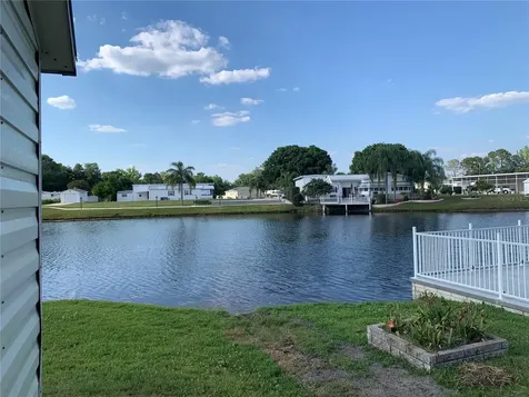 4994 Mount Olive Shores Drive Polk City FL 33868