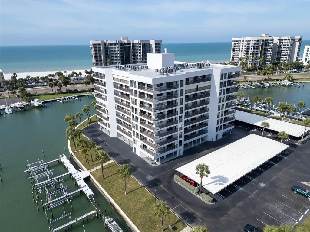 1651 Sand Key Estates Court Clearwater Beach FL 33767