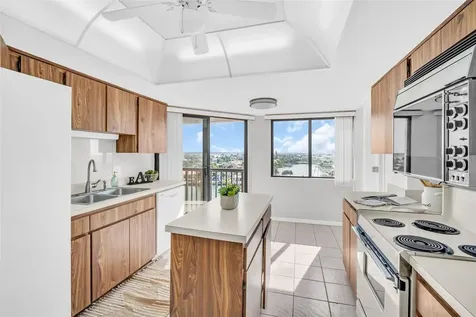1651 Sand Key Estates Court Clearwater Beach FL 33767