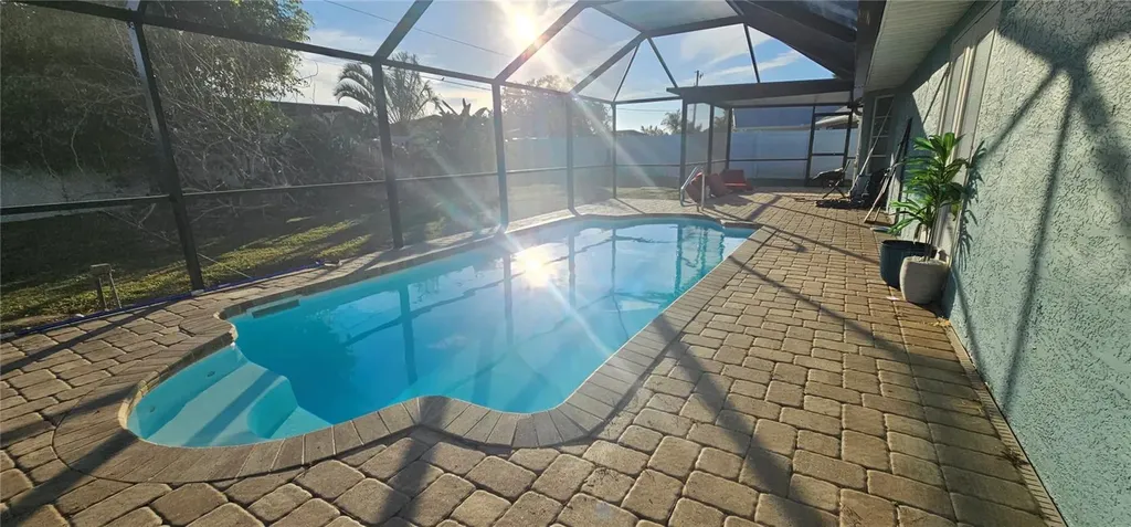 23077 Hammond Avenue Port Charlotte FL 33954