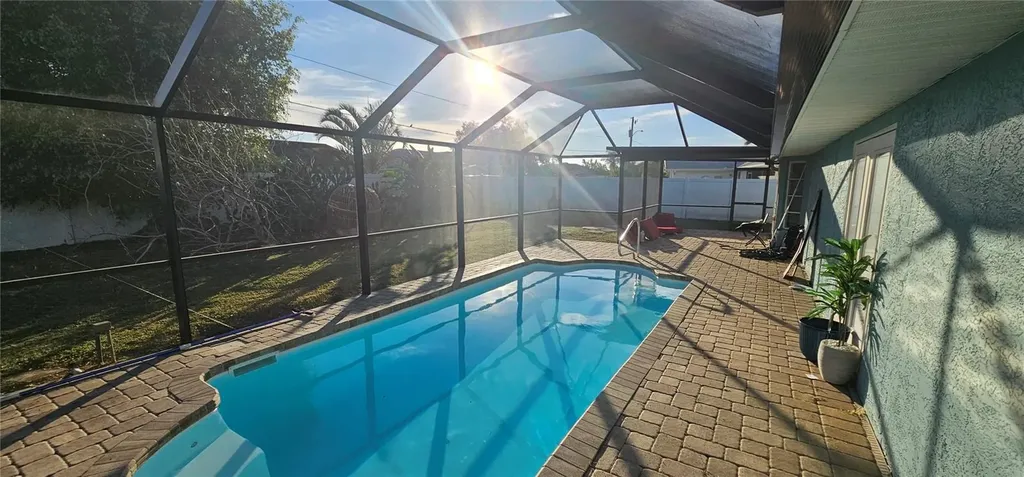 23077 Hammond Avenue Port Charlotte FL 33954