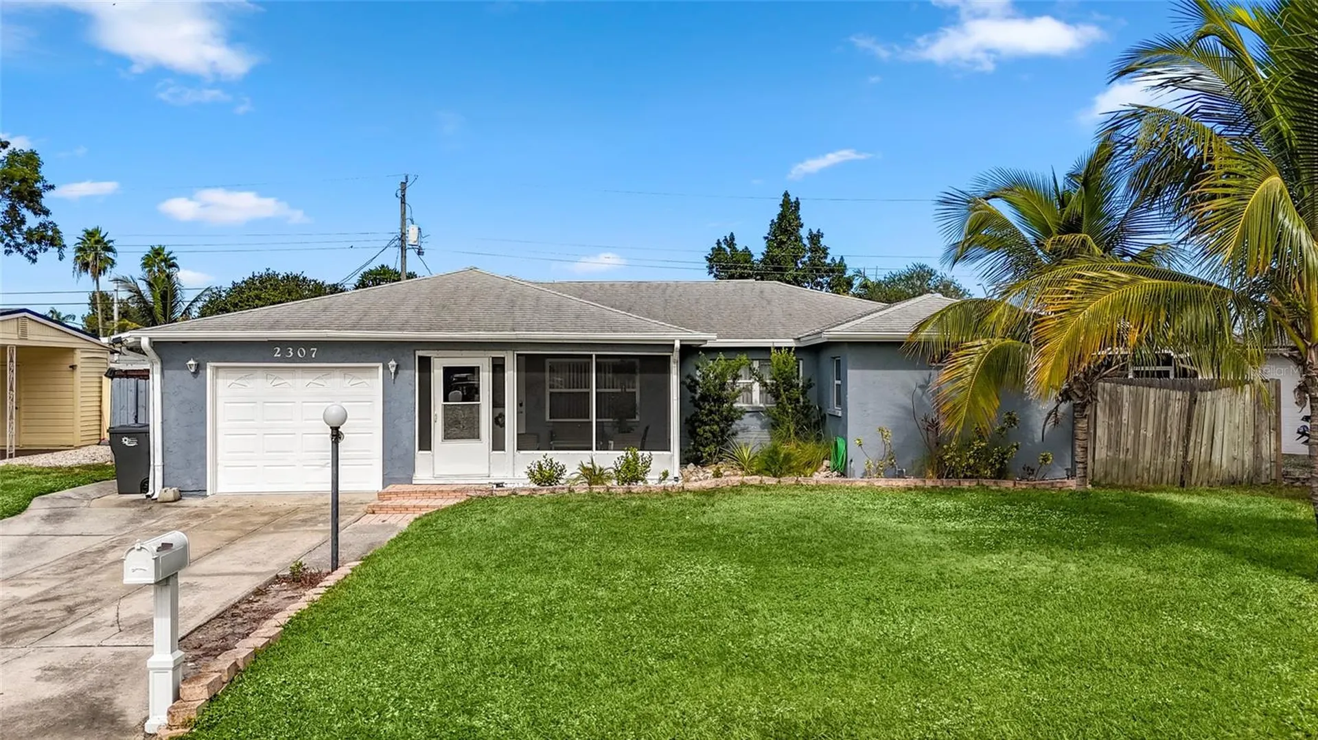 2307 N Wellesley Drive Bradenton FL 34207