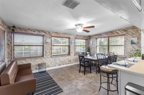 2307 N Wellesley Drive Bradenton FL 34207