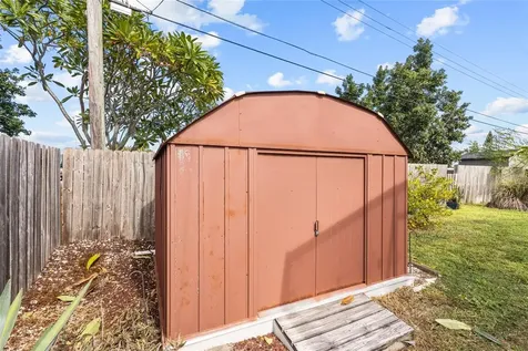 2307 N Wellesley Drive Bradenton FL 34207