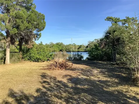14144 Pine Street Hudson FL 34667