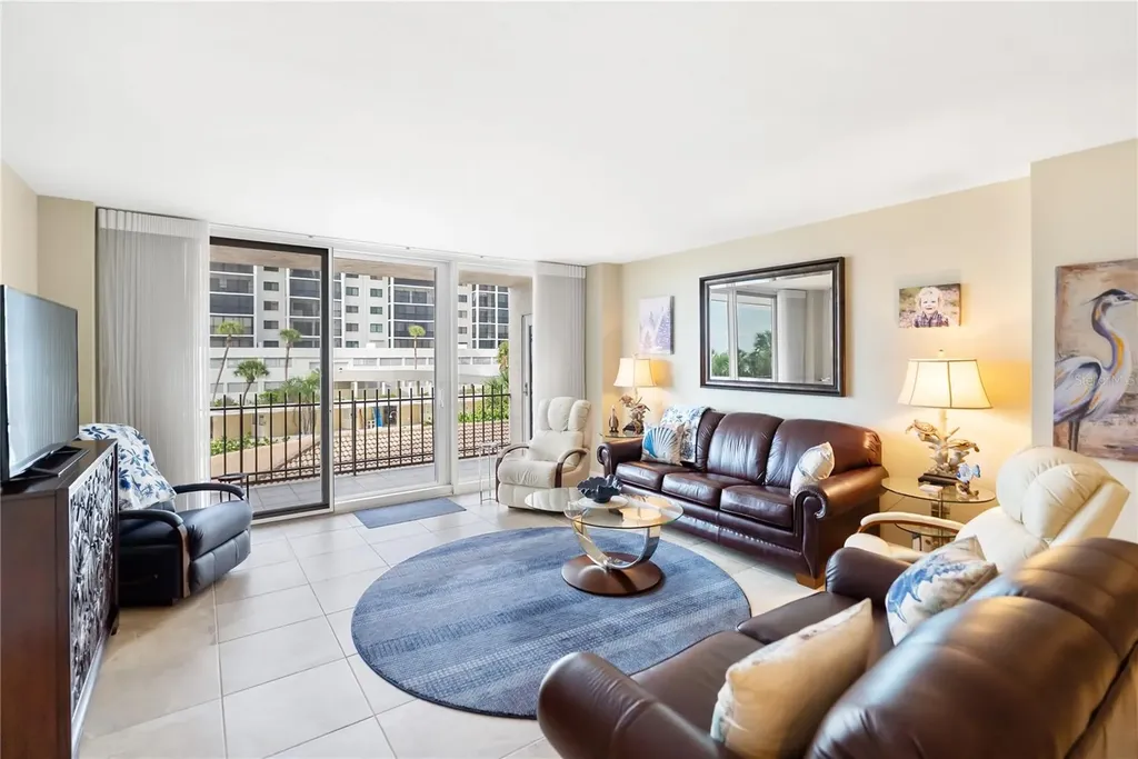 1212 Benjamin Franklin Drive Sarasota FL 34236