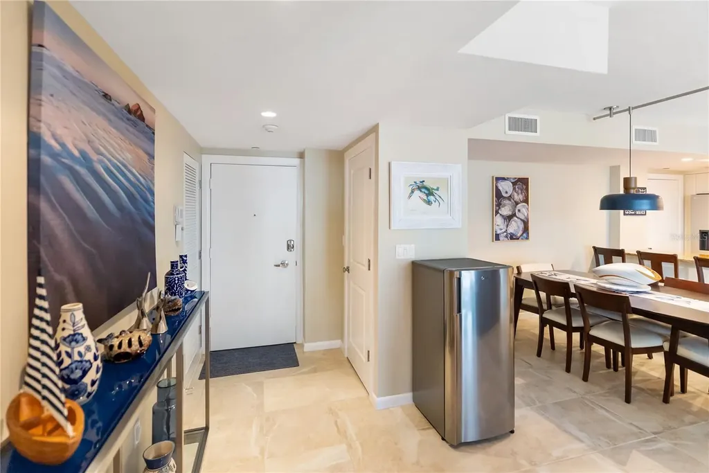 1212 Benjamin Franklin Drive Sarasota FL 34236