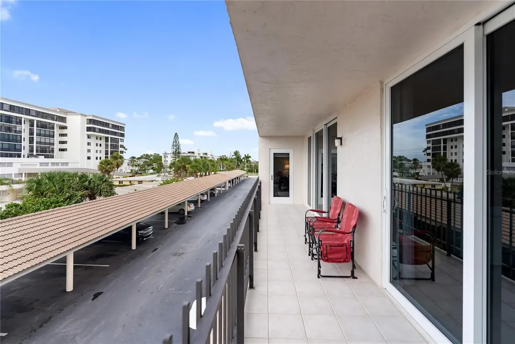 1212 Benjamin Franklin Drive Sarasota FL 34236