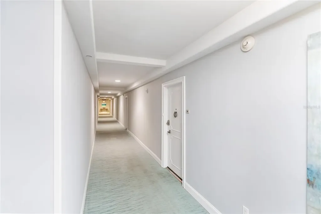 1212 Benjamin Franklin Drive Sarasota FL 34236