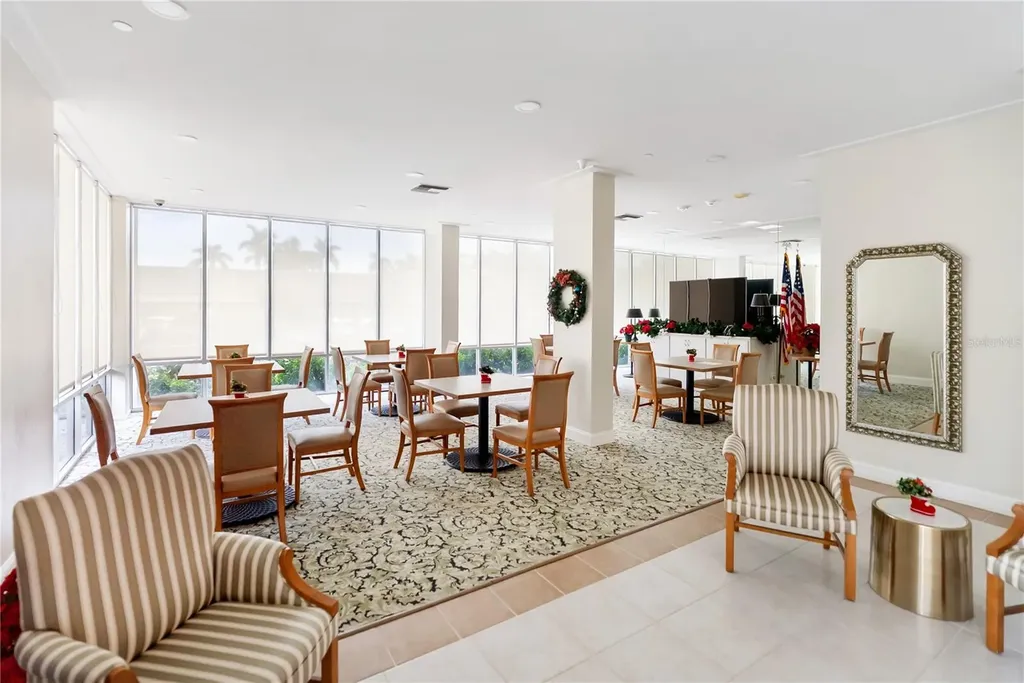 1212 Benjamin Franklin Drive Sarasota FL 34236