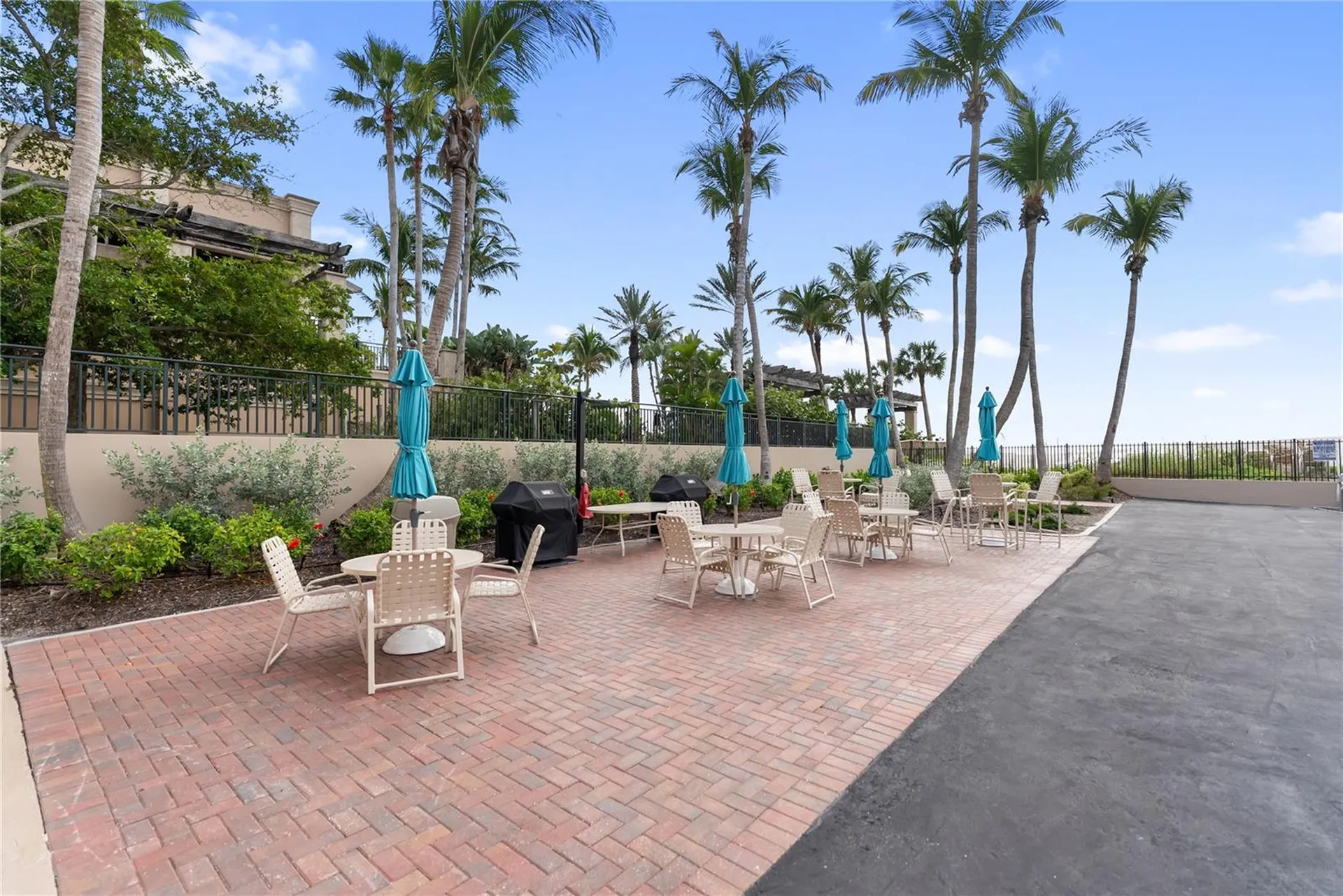 1212 Benjamin Franklin Drive Sarasota FL 34236
