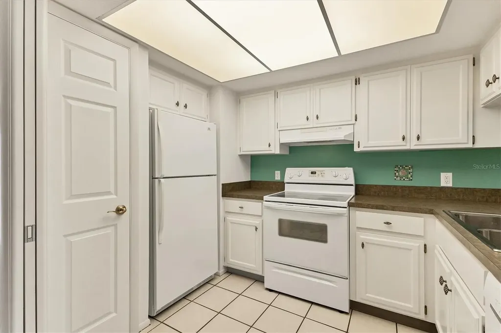 1018 Beach Manor Circle Venice FL 34285