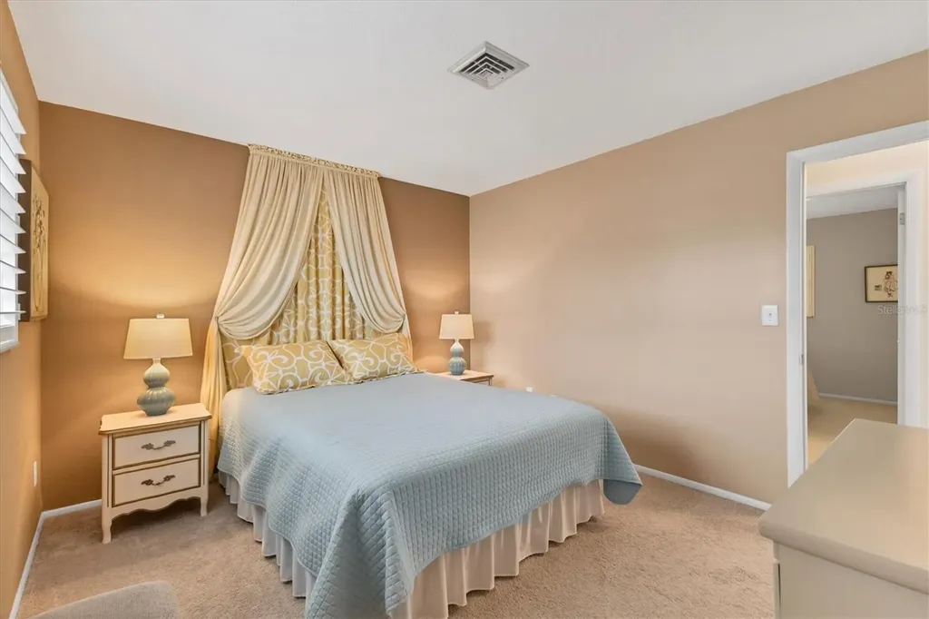 1018 Beach Manor Circle Venice FL 34285