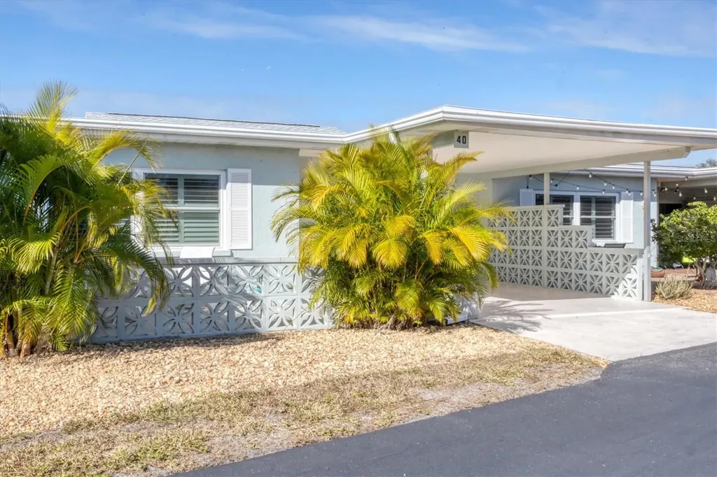 1018 Beach Manor Circle Venice FL 34285