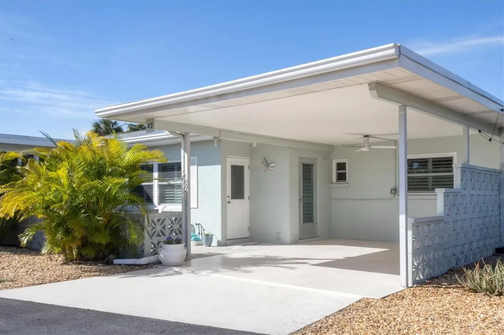1018 Beach Manor Circle Venice FL 34285