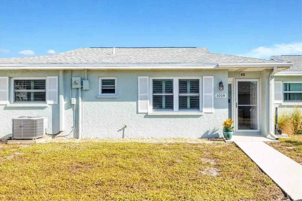1018 Beach Manor Circle Venice FL 34285