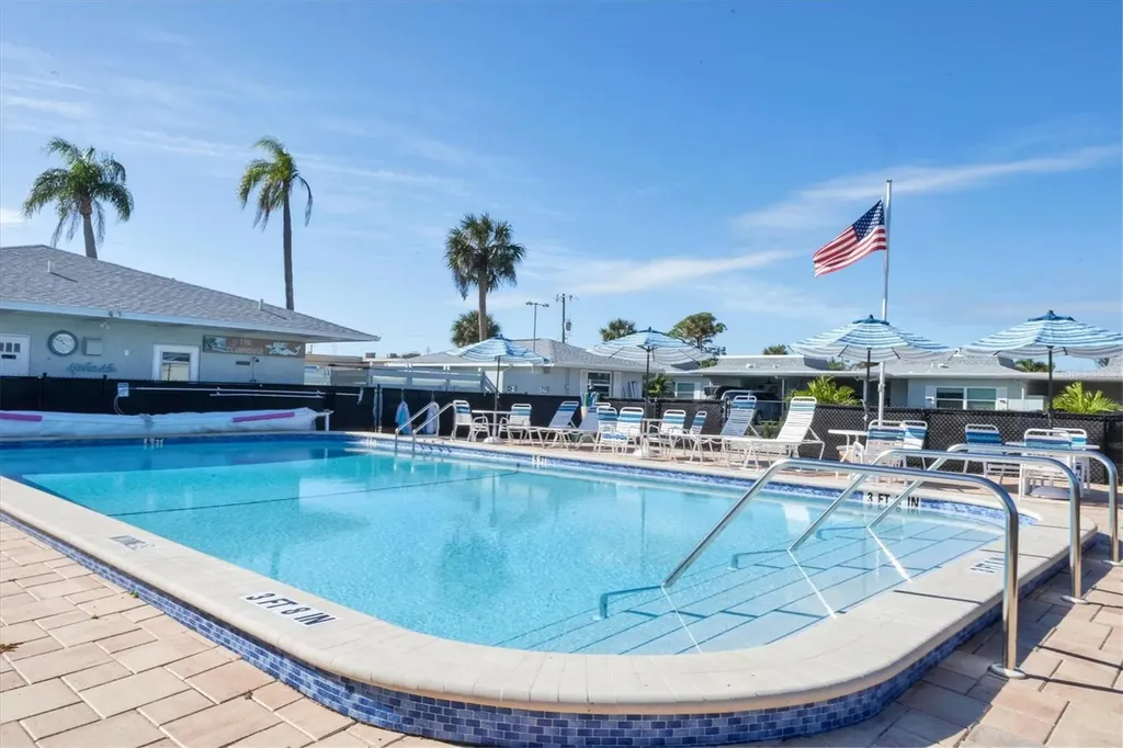 1018 Beach Manor Circle Venice FL 34285