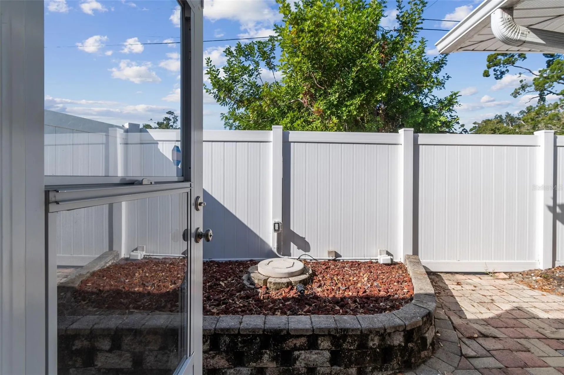 1322 48th Avenue N St Petersburg FL 33703