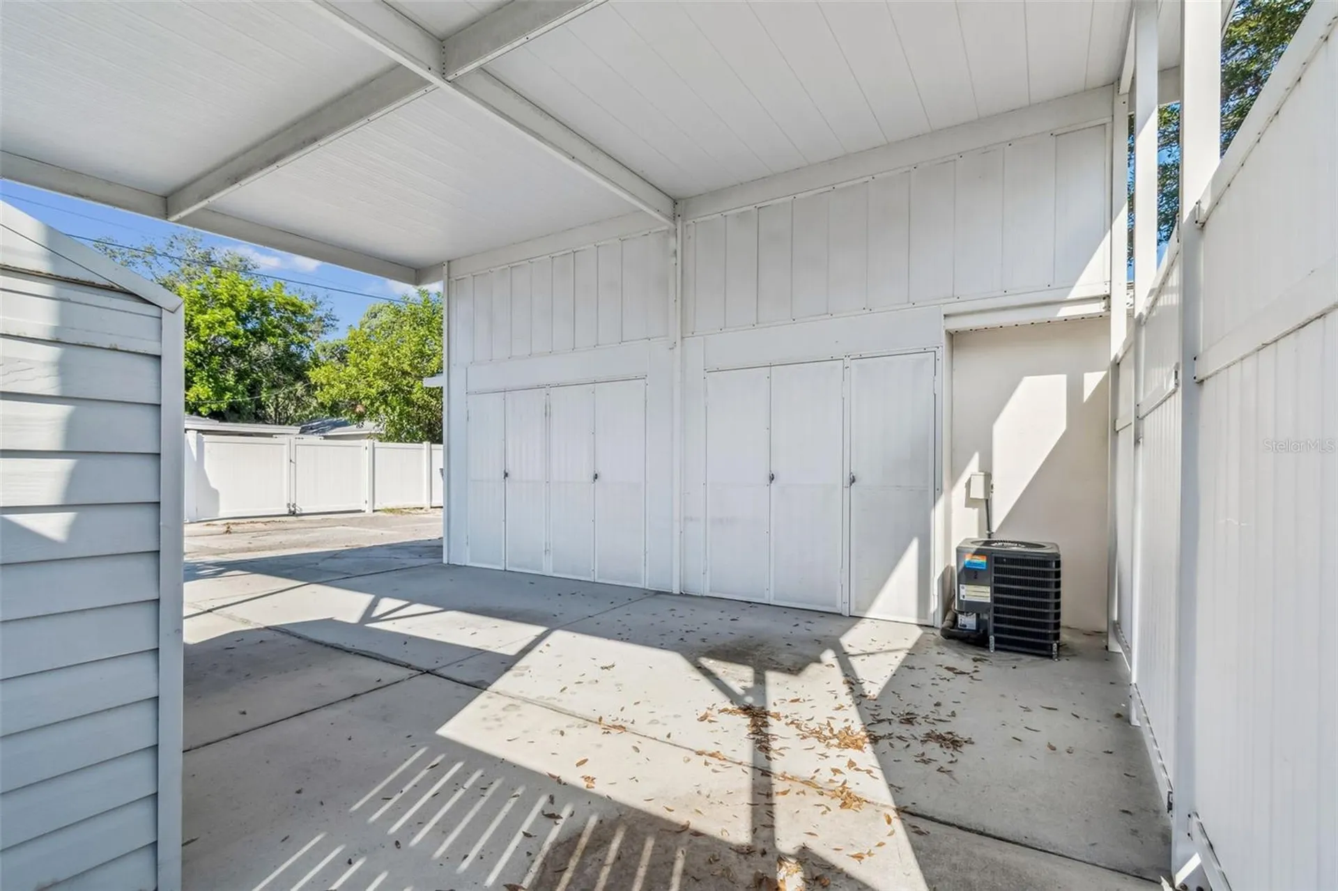 1322 48th Avenue N St Petersburg FL 33703