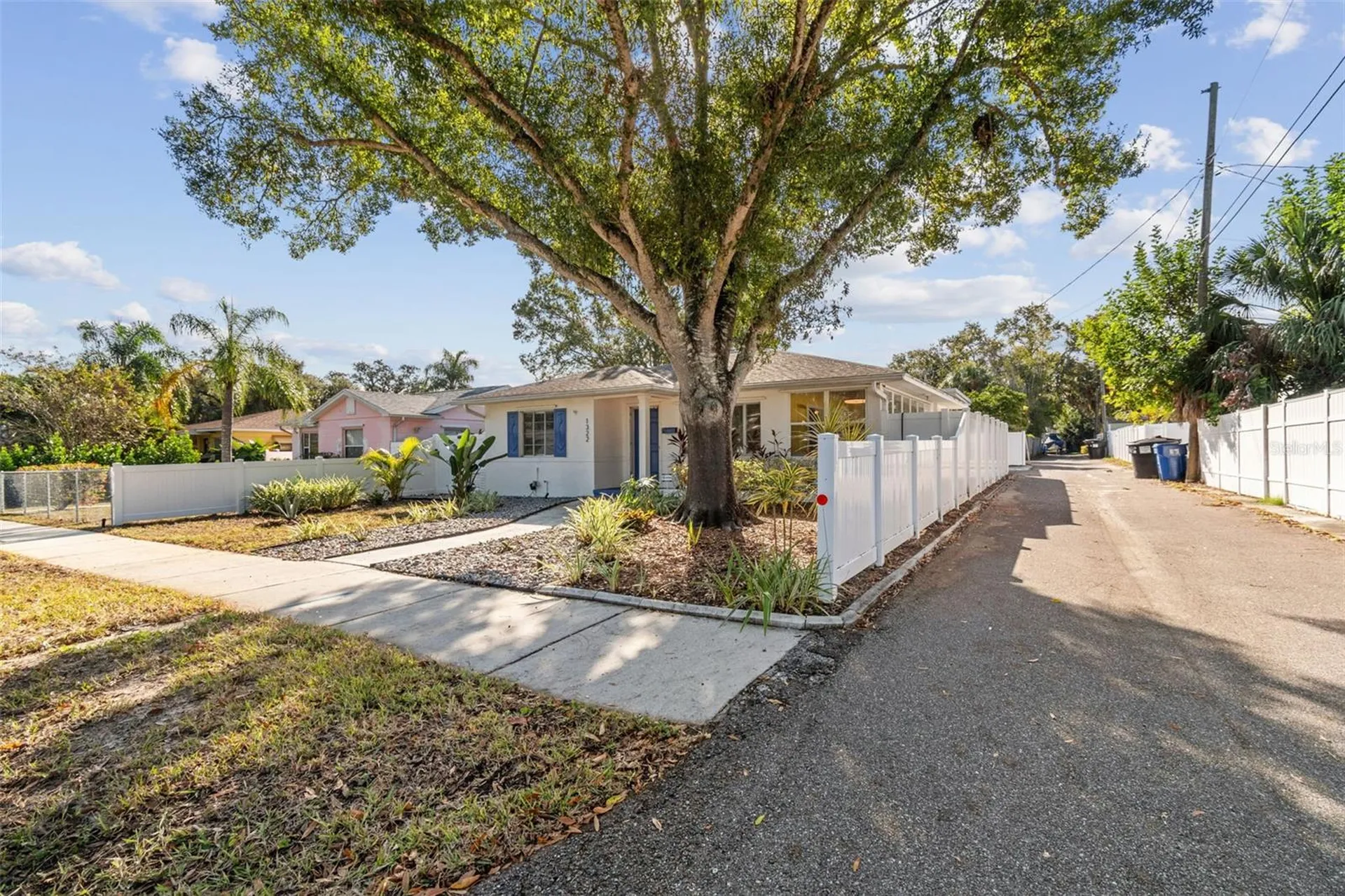 1322 48th Avenue N St Petersburg FL 33703