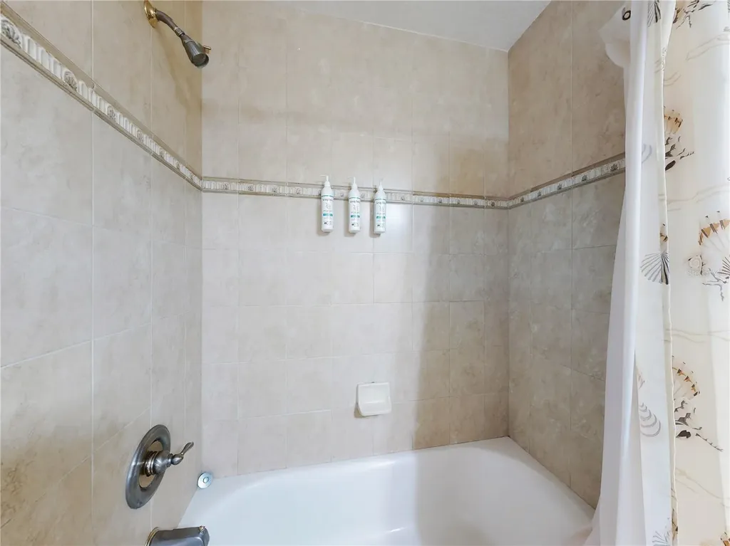 1705 S Atlantic Avenue New Smyrna Beach FL 32169