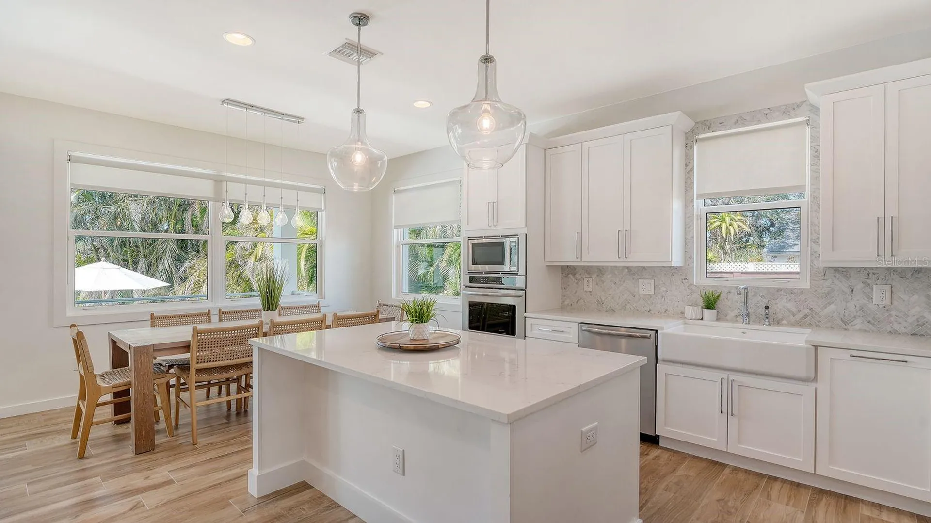 6136 Hollywood Boulevard Sarasota FL 34231