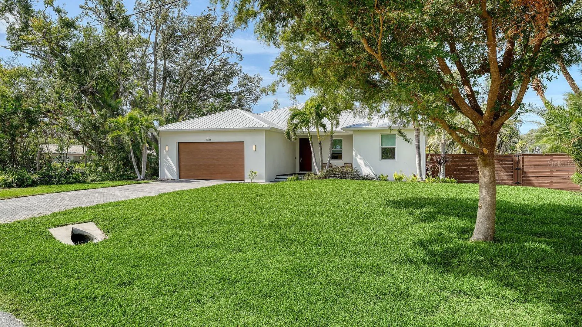 6136 Hollywood Boulevard Sarasota FL 34231