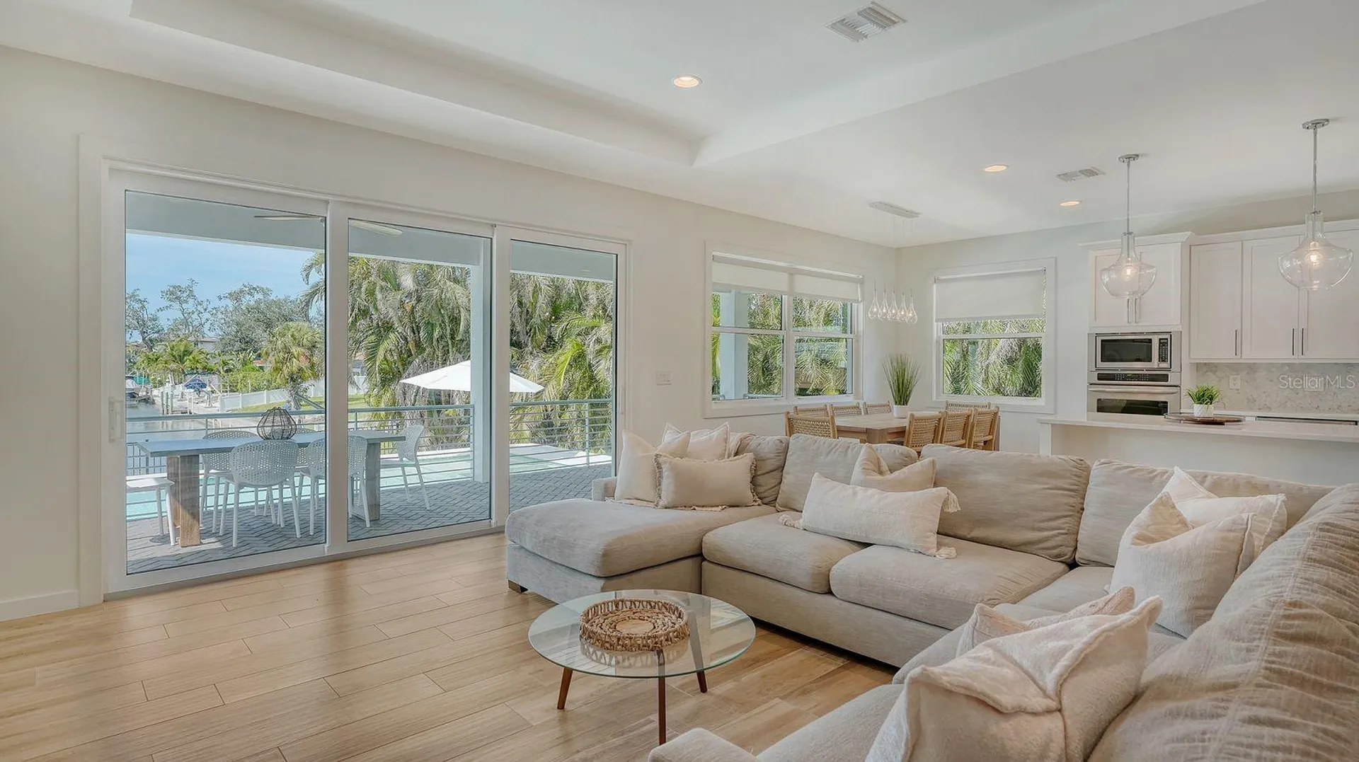 6136 Hollywood Boulevard Sarasota FL 34231