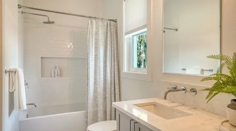 6136 Hollywood Boulevard Sarasota FL 34231