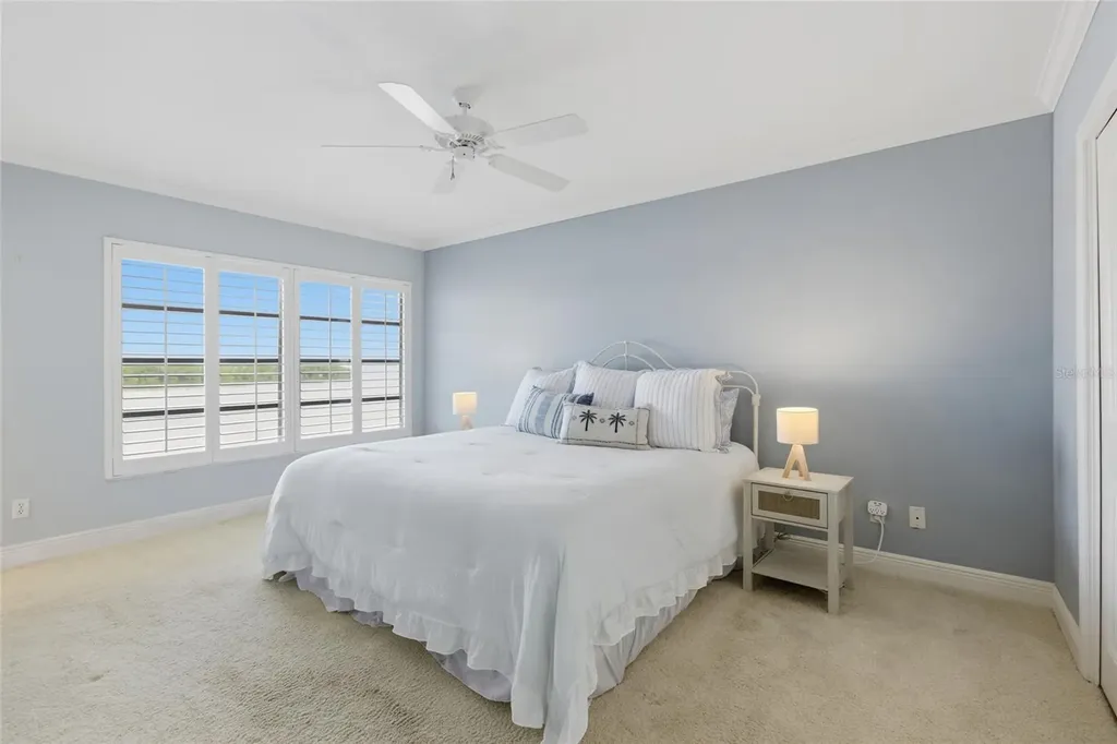 4420 Exeter Drive Longboat Key FL 34228