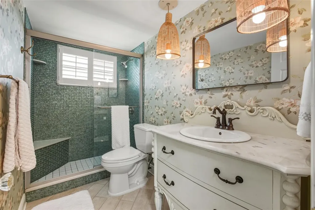 4420 Exeter Drive Longboat Key FL 34228