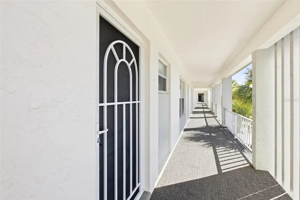 4420 Exeter Drive Longboat Key FL 34228