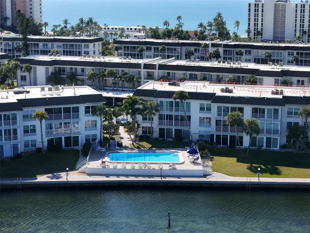 4420 Exeter Drive Longboat Key FL 34228