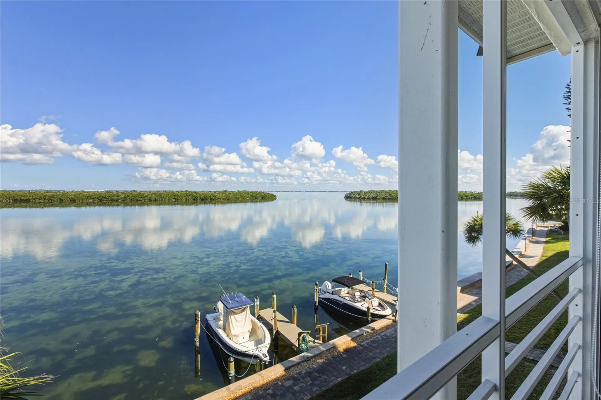 4420 Exeter Drive Longboat Key FL 34228