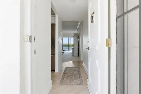 4420 Exeter Drive Longboat Key FL 34228
