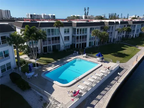4420 Exeter Drive Longboat Key FL 34228