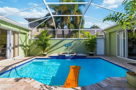 7915 Edmonston Circle University Park FL 34201